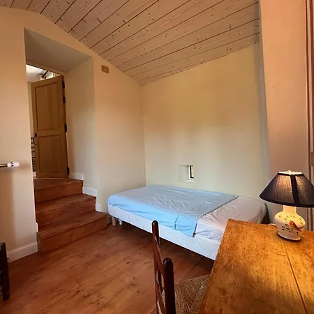 Le Prieure Saint Pierre, Et D'hotes Dans Un Parc Classe Holiday home Reaumur