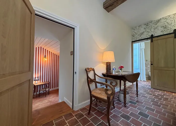 펜션 Le Prieure Saint Pierre, Et D'hotes Dans Un Parc Classe Réaumur